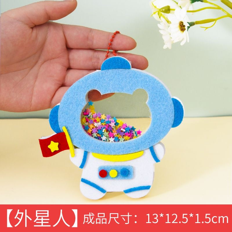 DIY Felt Wobble Toy Kit – No-Sew Craft for Kids (Bear Design) – 10pcs/Set | Educational Sewing Toy for Girls, Preschool Activity & Party Favor | Retail & Wholesale