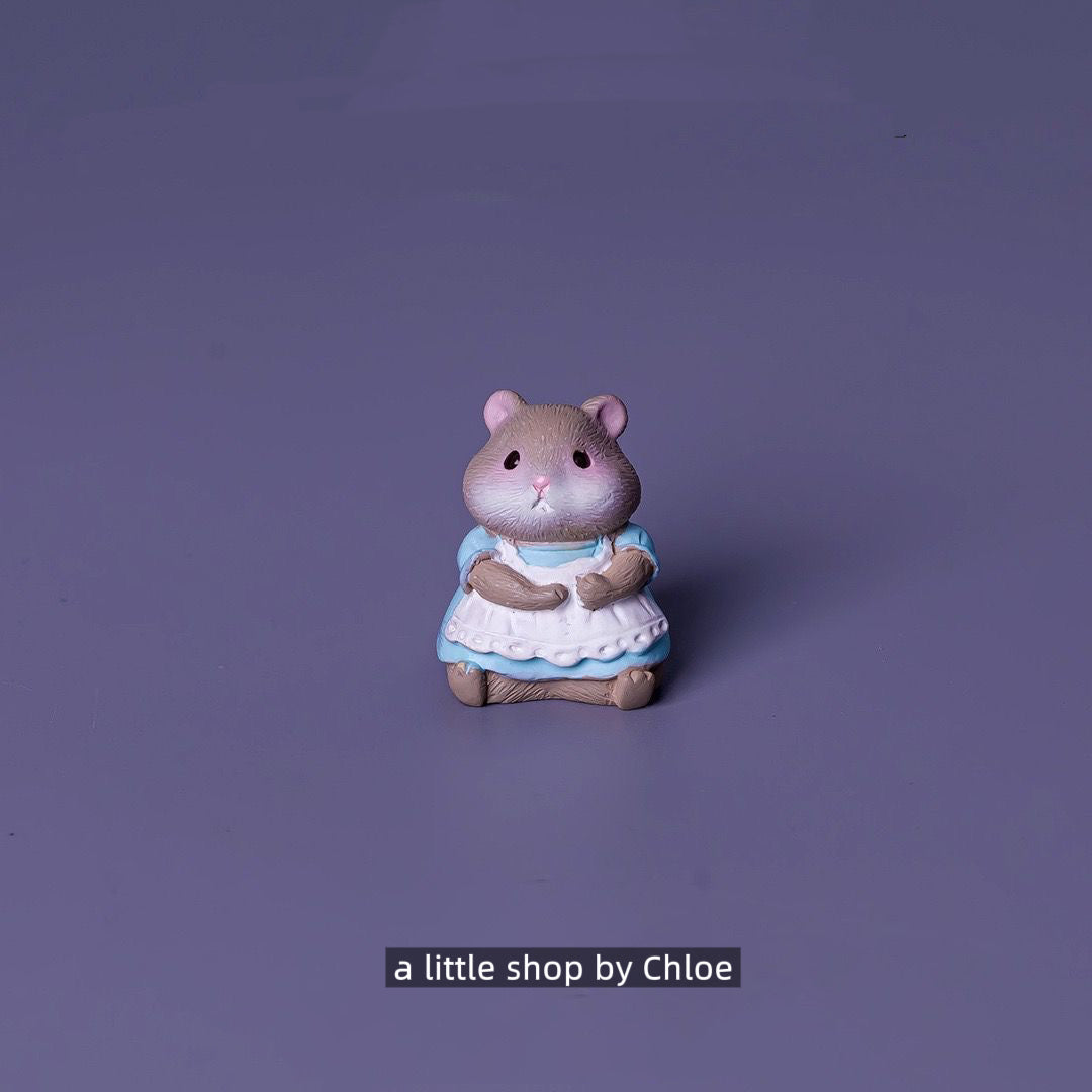 Vintage Mini Animal Figures – Cute Collectible Decor for Kids
