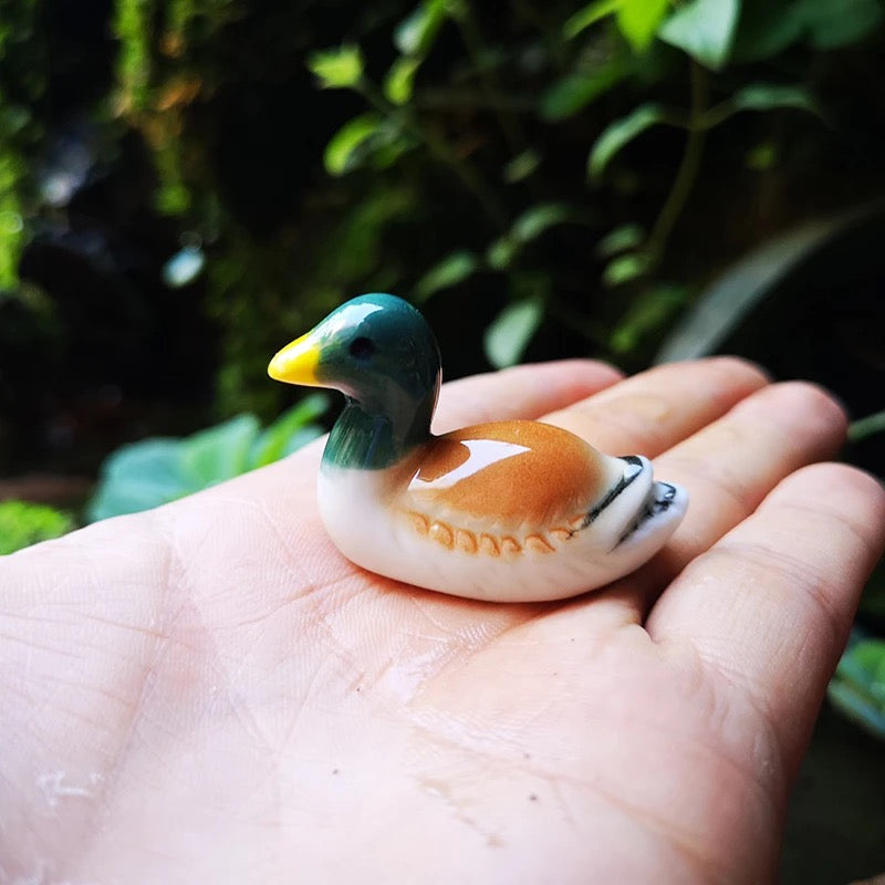 Mini Swan & Duckling Figures – Cute Collectible Pair for Kids