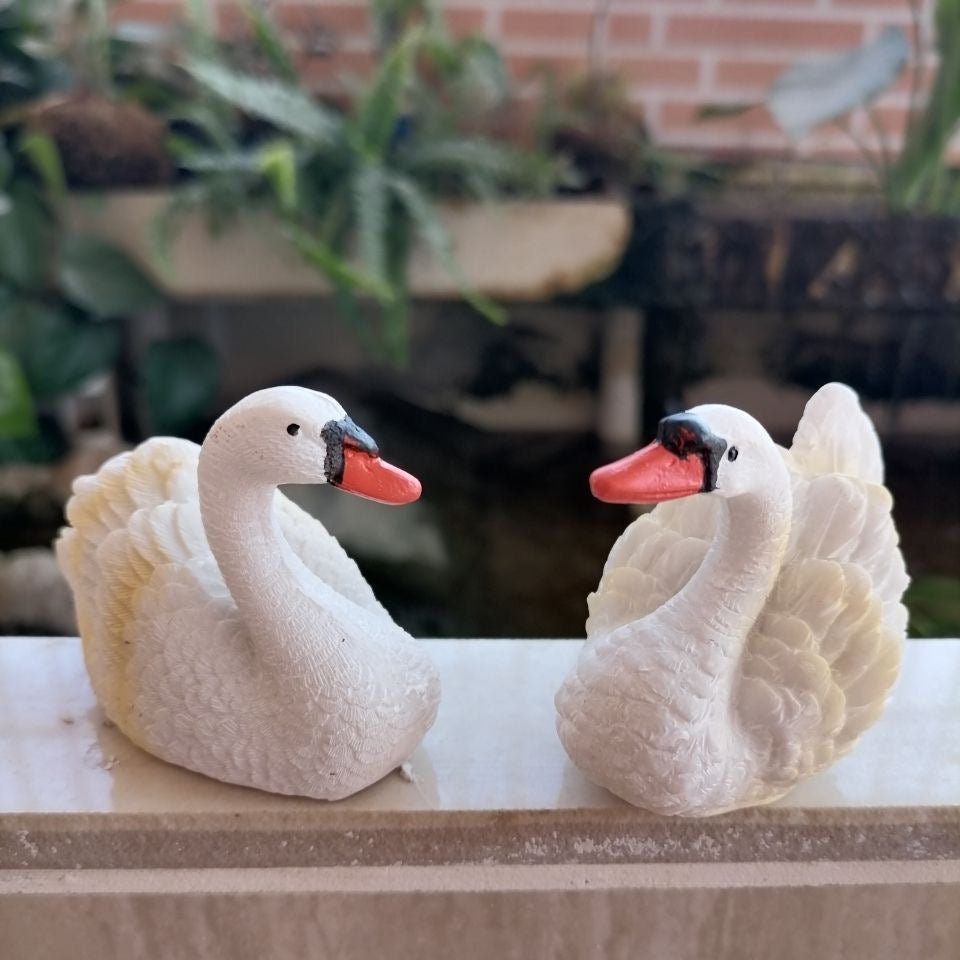 Mini Swan & Duckling Figures – Cute Collectible Pair for Kids